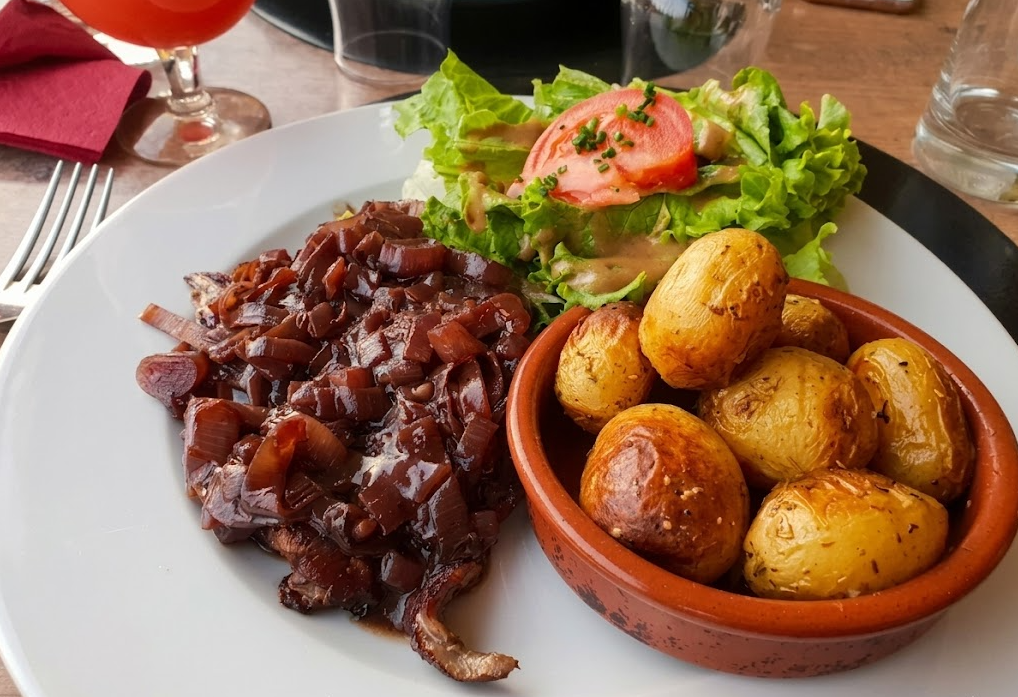 Cuisine maison — plat du jour à La Baie du Lac